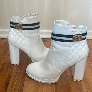 JUSTFAB FLORENE Women’s White Size 8 Boots